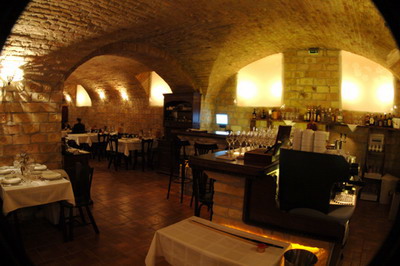 Nádor Magyaros Borétterem - gourmet étterem, rendezvényhelyszín, esküvői helyszín Nádor Magyaros Borétterem - gourmet étterem, rendezvényhelyszín, esküvői helyszín