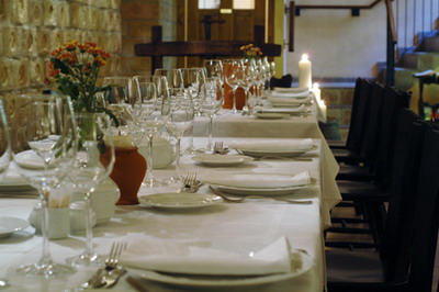 Nádor Magyaros Borétterem - gourmet étterem, rendezvényhelyszín, esküvői helyszín Nádor Magyaros Borétterem - gourmet étterem, rendezvényhelyszín, esküvői helyszín